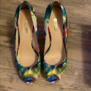Guess multi colored heels